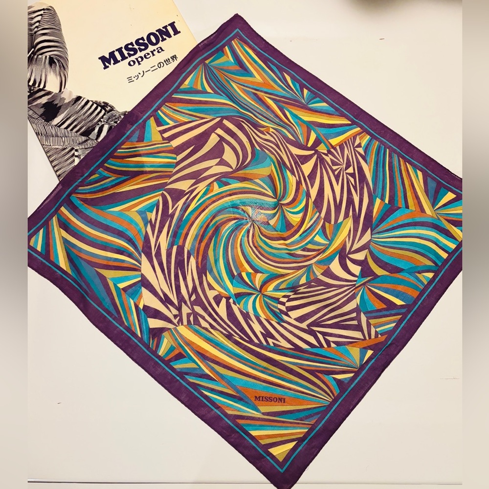 Missoni Vibrant Geometric Kerchief scarf